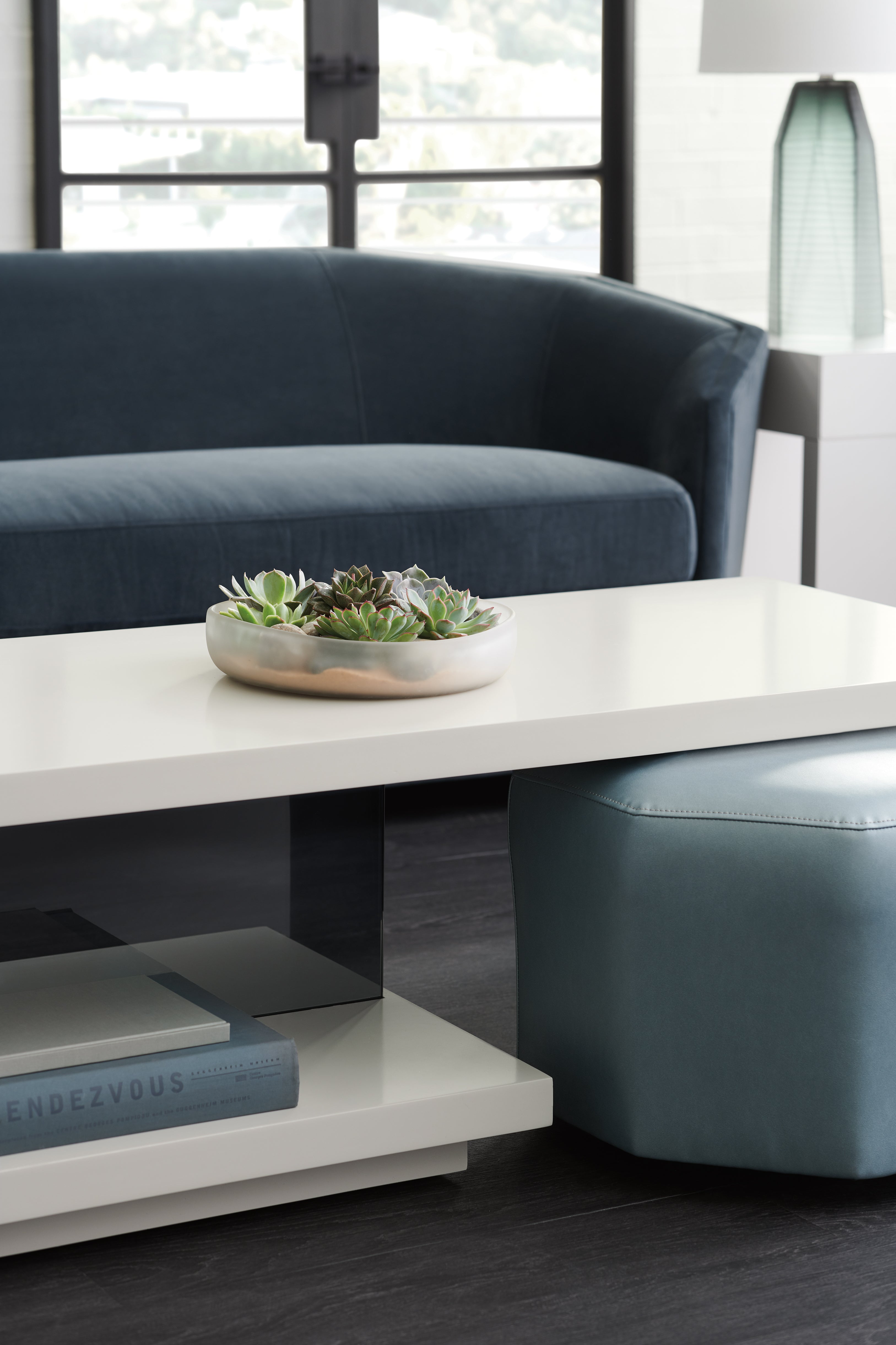 Caracole Shelter Me Queen Bed