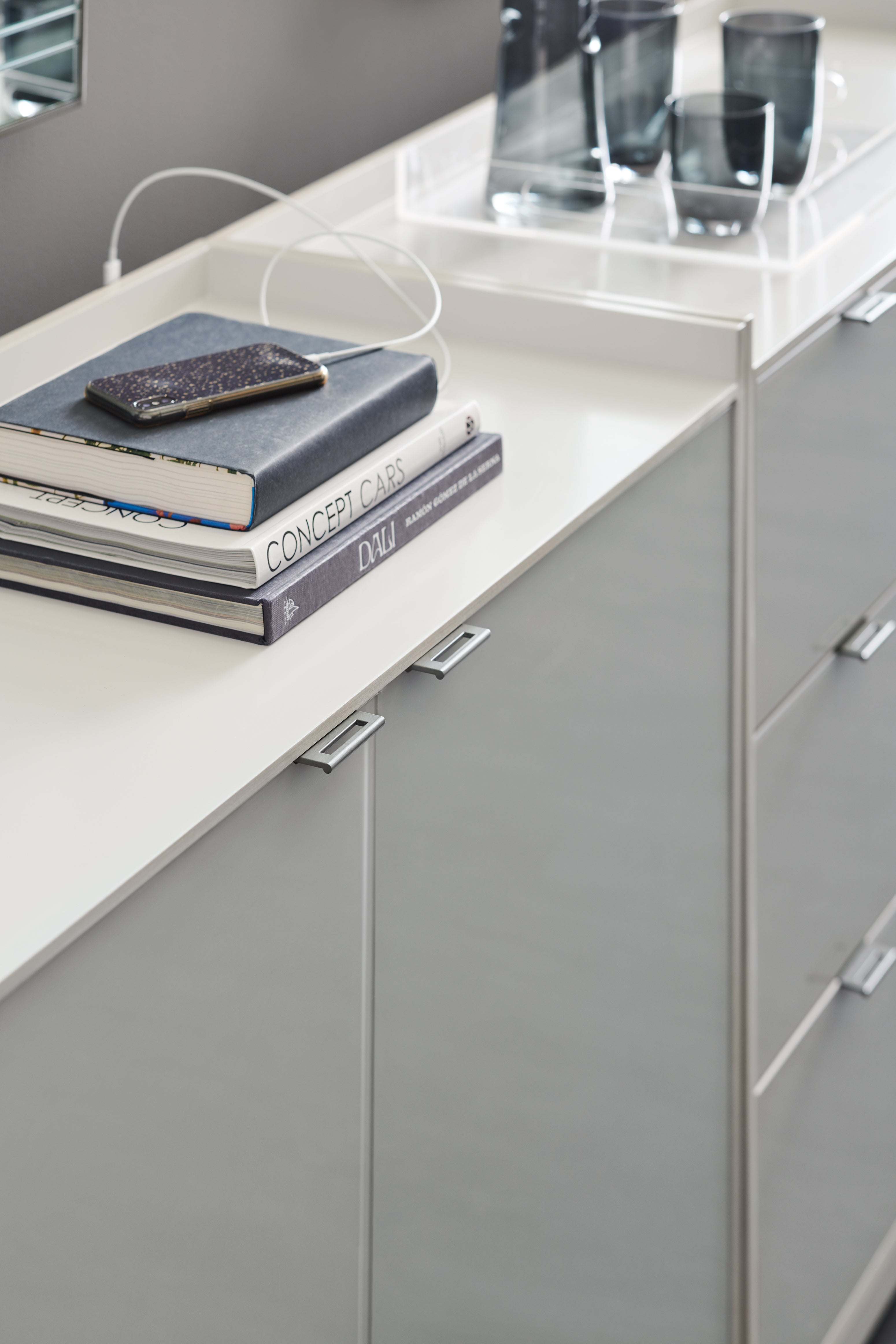Caracole Shelter Me Queen Bed