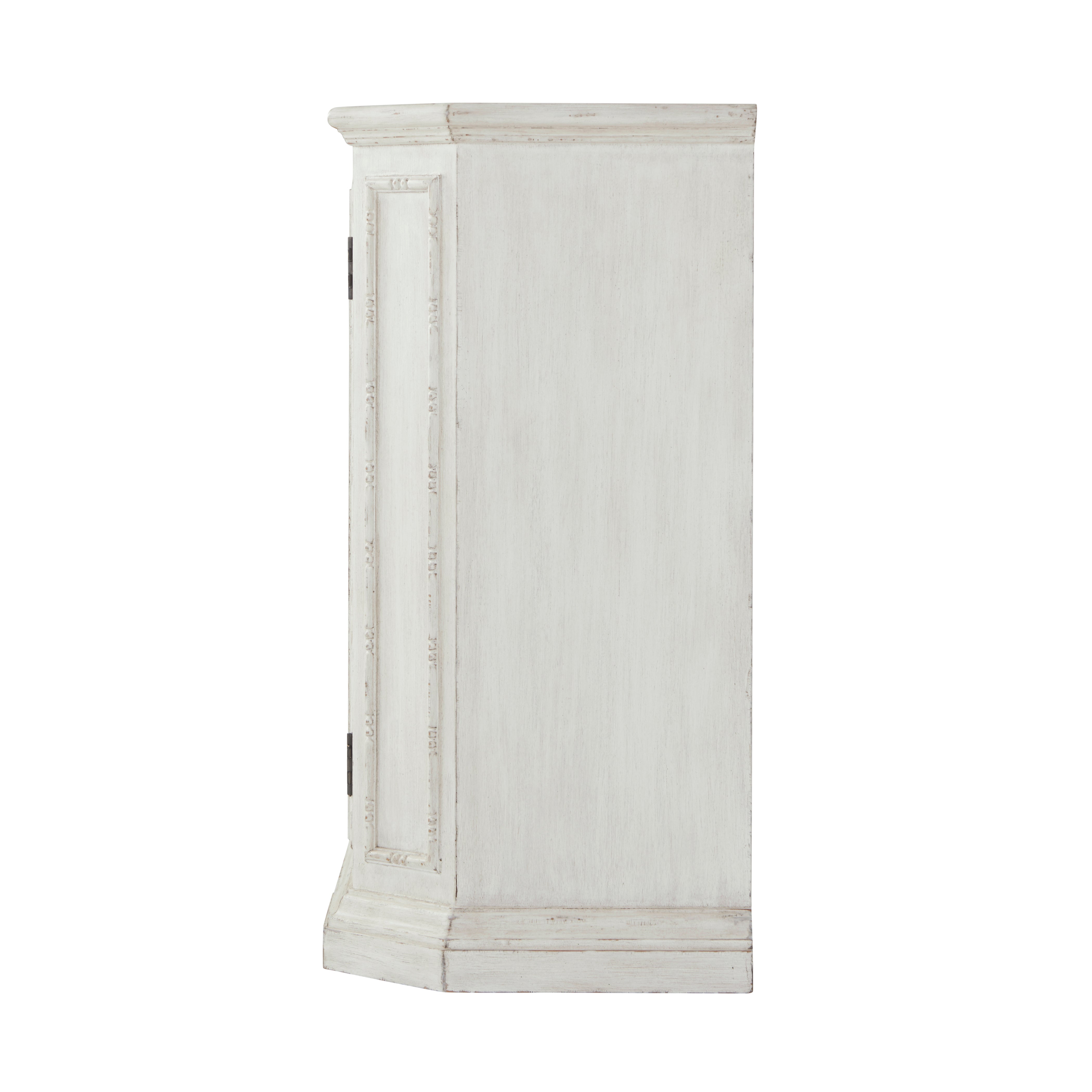 Caracole Triple Dresser