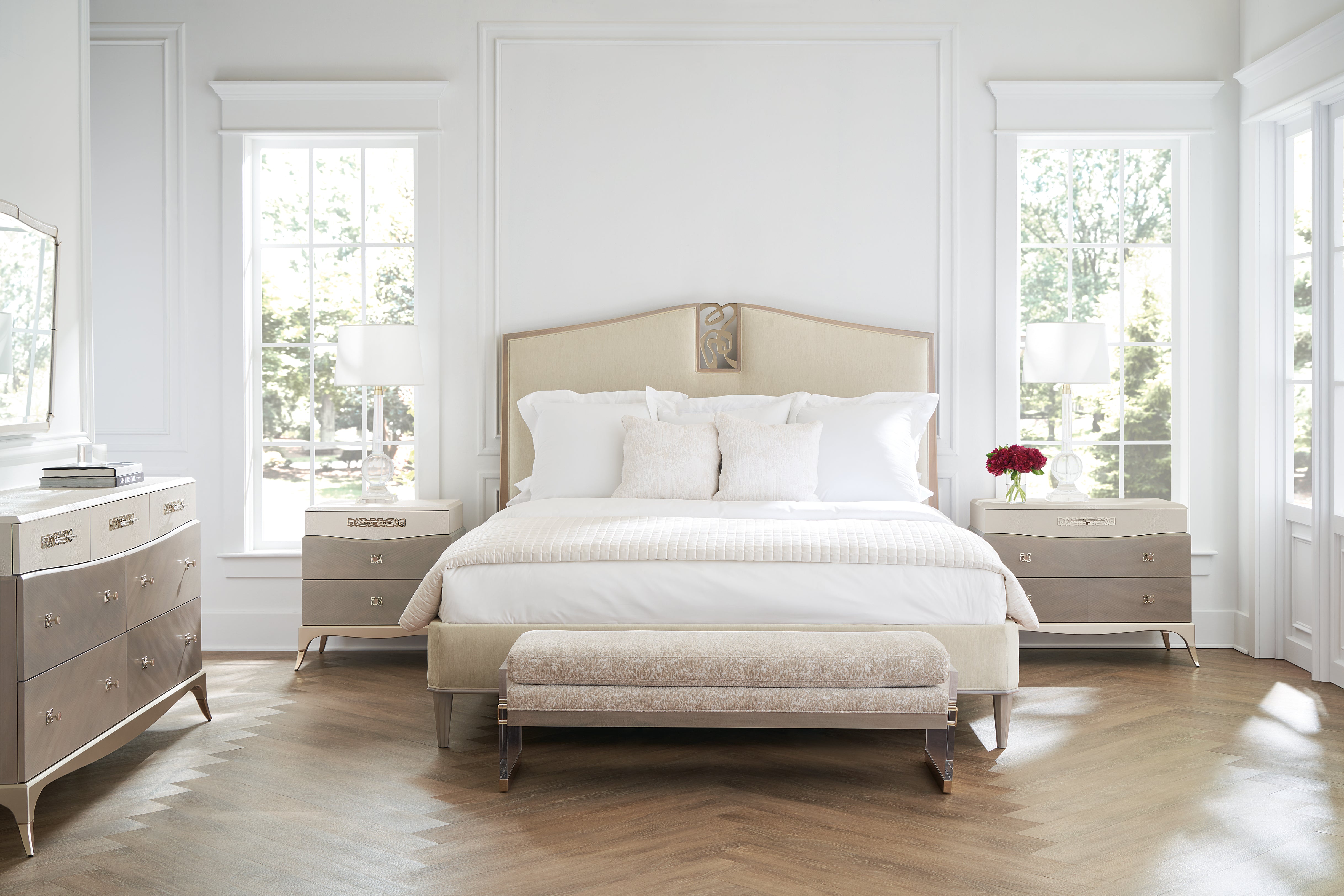 Caracole Crescendo Uph Queen Bed